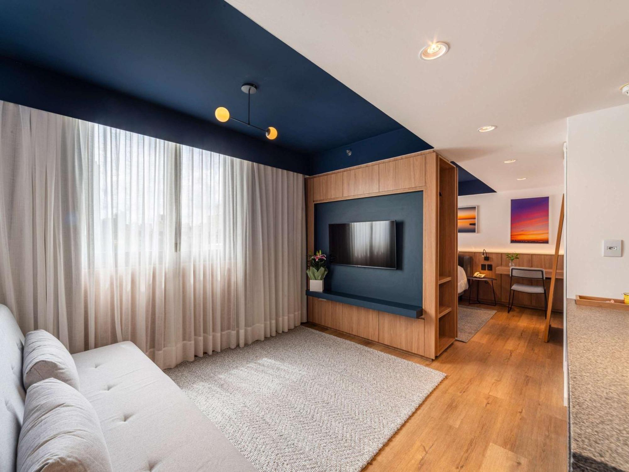 Manhattan Porto Alegre By Mercure Exterior photo