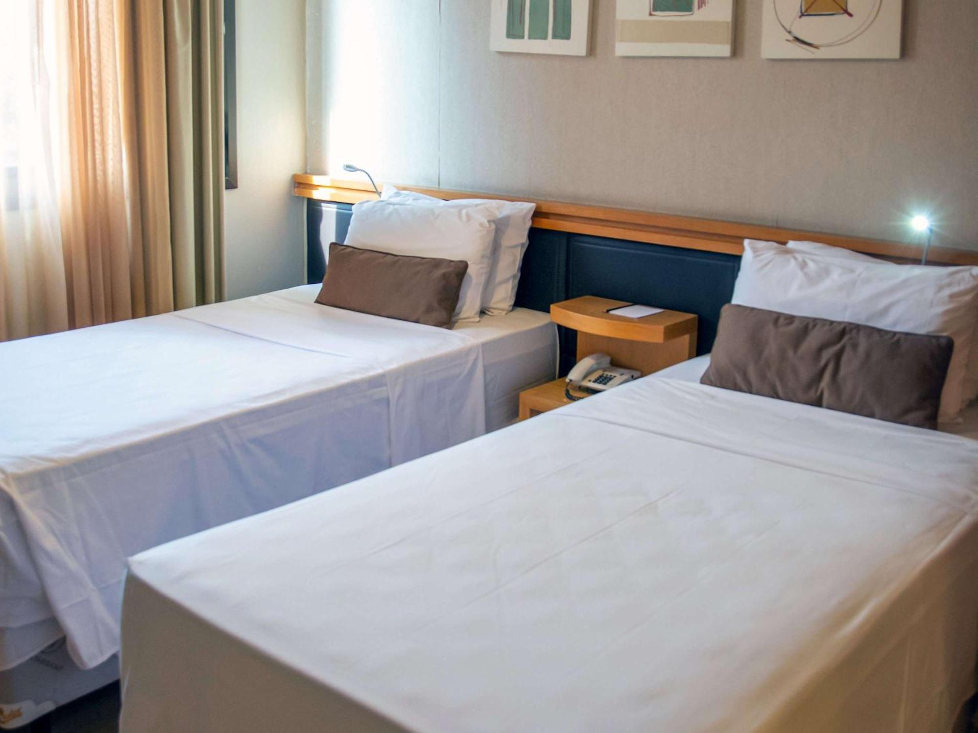 Manhattan Porto Alegre By Mercure Exterior photo