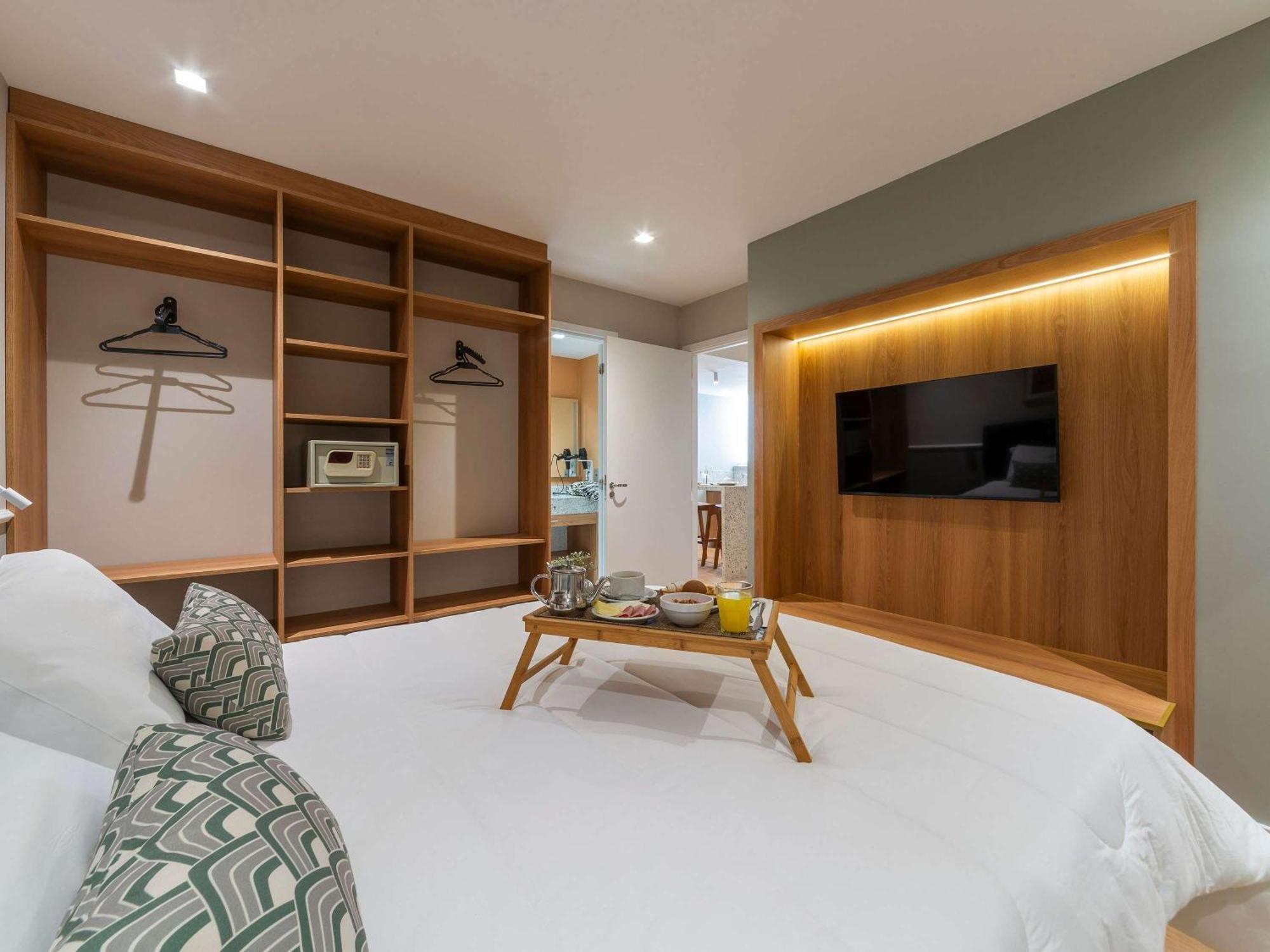 Manhattan Porto Alegre By Mercure Exterior photo
